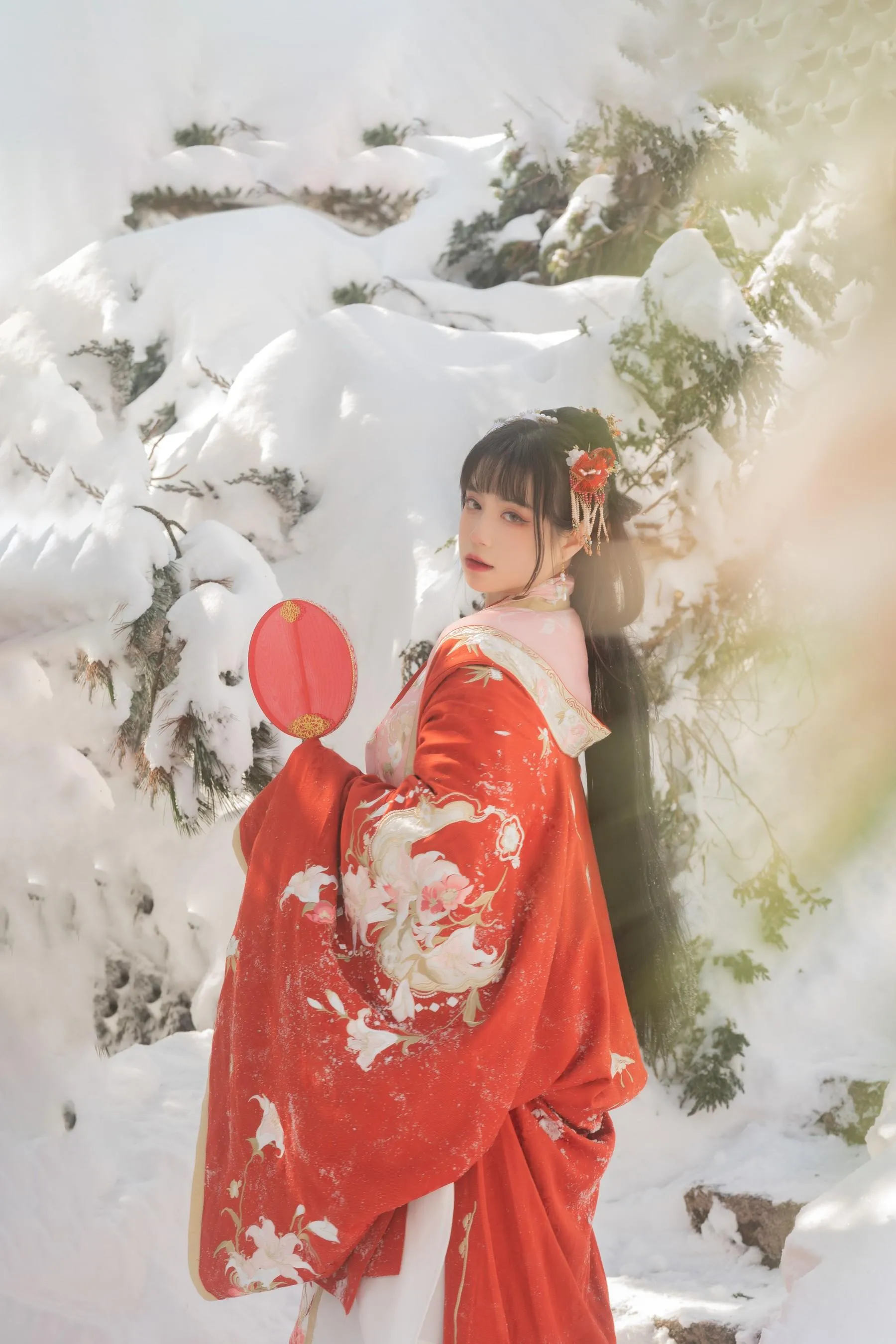 [艺图语] 2022.06.07 踏雪 贰加六 [26P]插图5